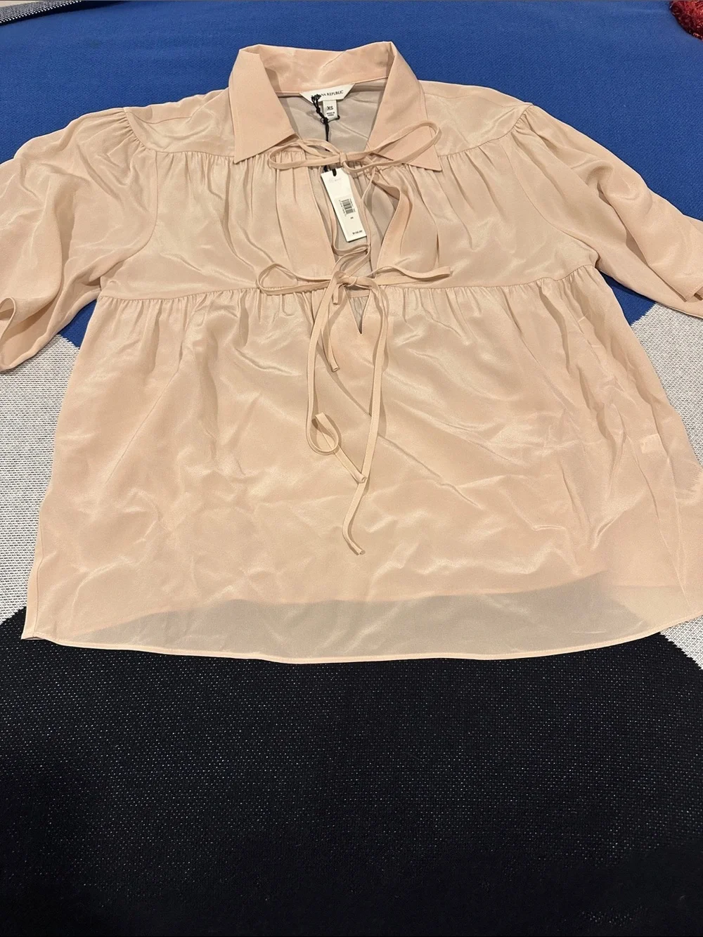Banana Republic soft pale